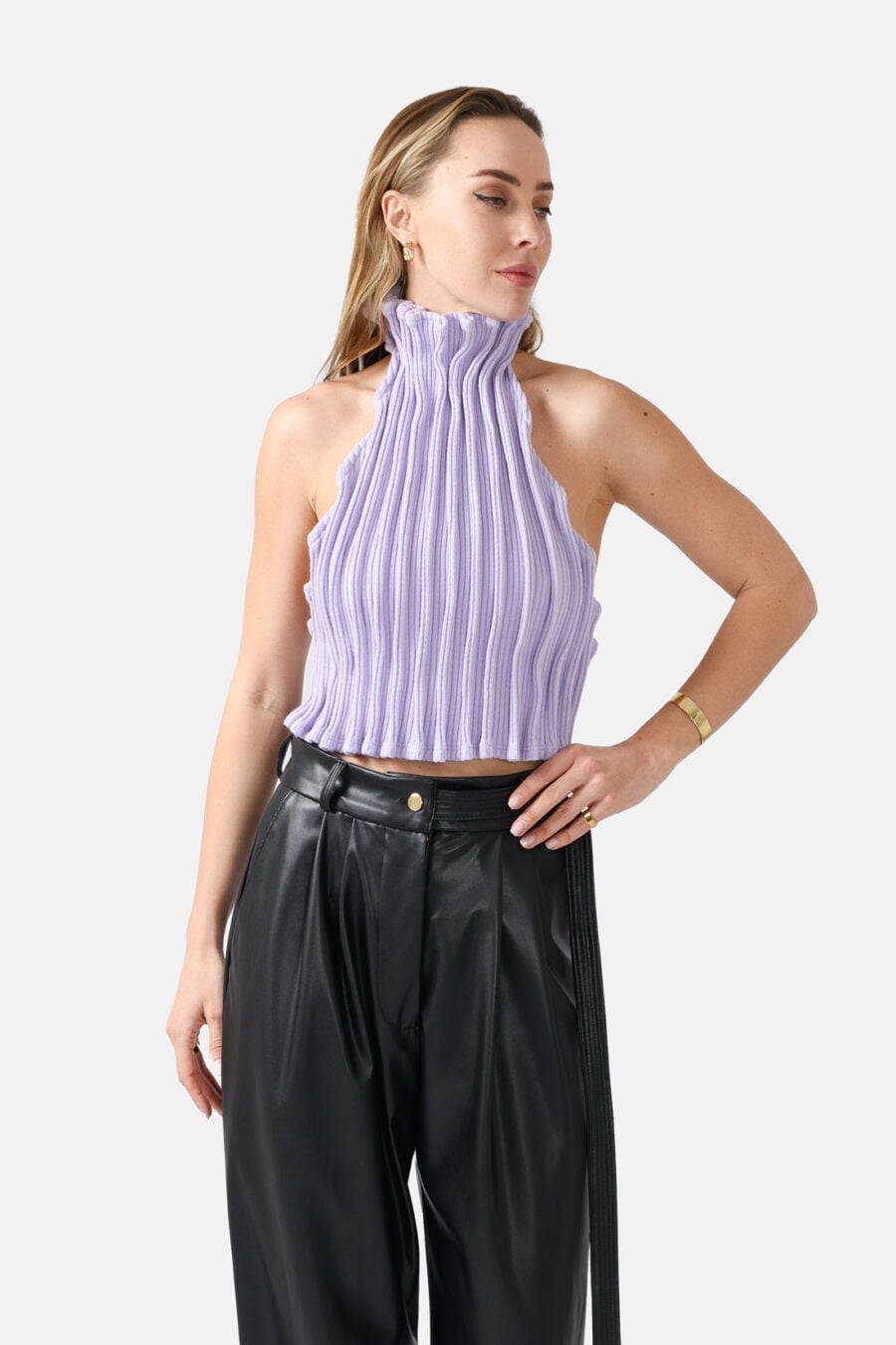 Lilac Ribbed Knit Halter Top Pleated Kargede Designer Halter Top Knitwear Front Zoomed - Reishi – Rib Knit Halter Top Lilac