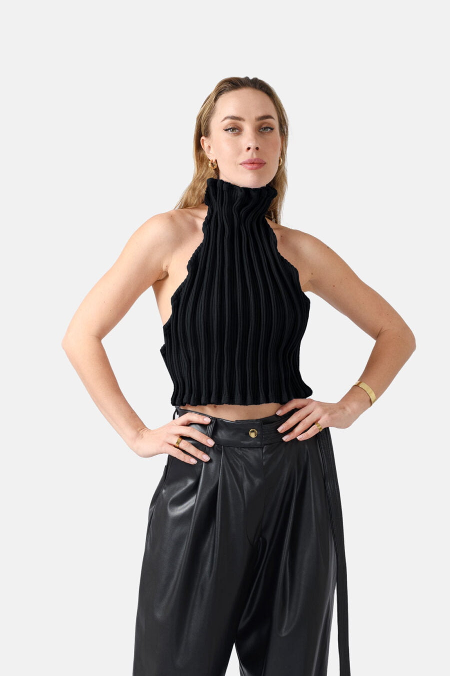 Black Ribbed Knit Halter Top Pleated Kargede Designer Halter Top Knitwear Front zoomed - Reishi – Rib Knit Halter Top Black