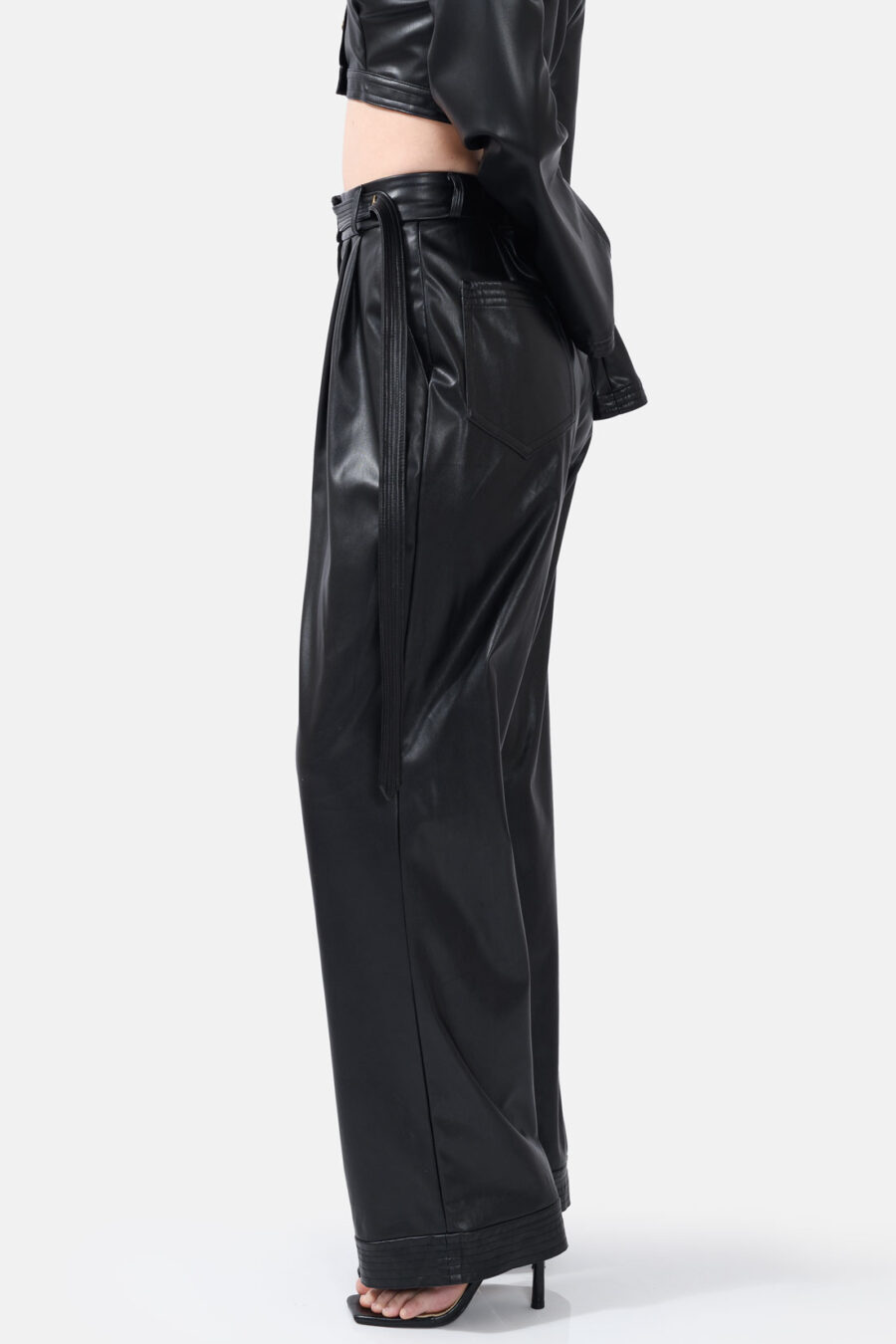 Black Straight Leg Vegan Leather Pants Kargede Designer Pants Side Avila - Bassline – Vegan Leather Straight-leg Pants Black