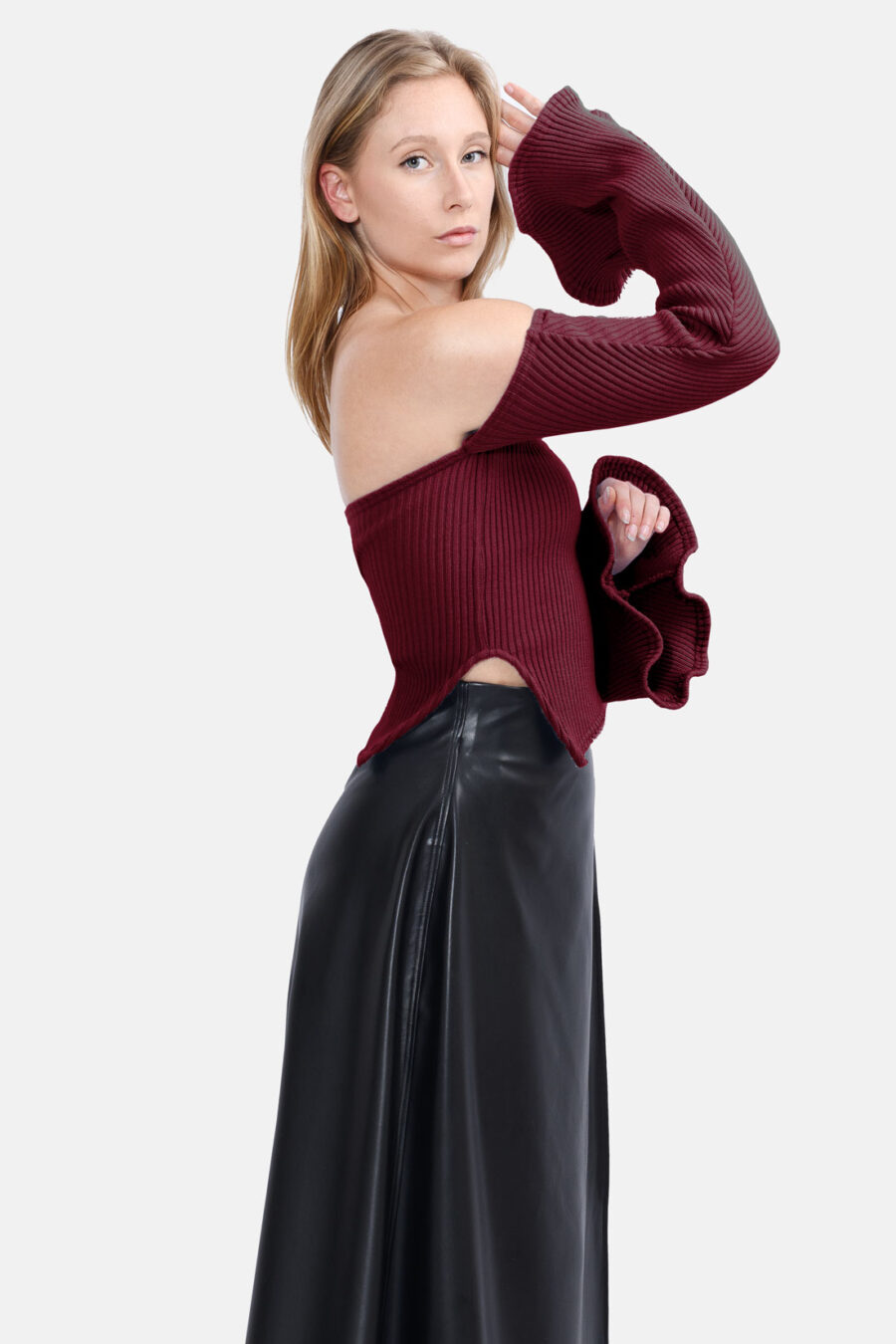 Red Rib knit Jumper Kargede Designer Knitwear Sweater Side - Bloom – Off Shoulder Rib Knit Sweater Red - Kargede