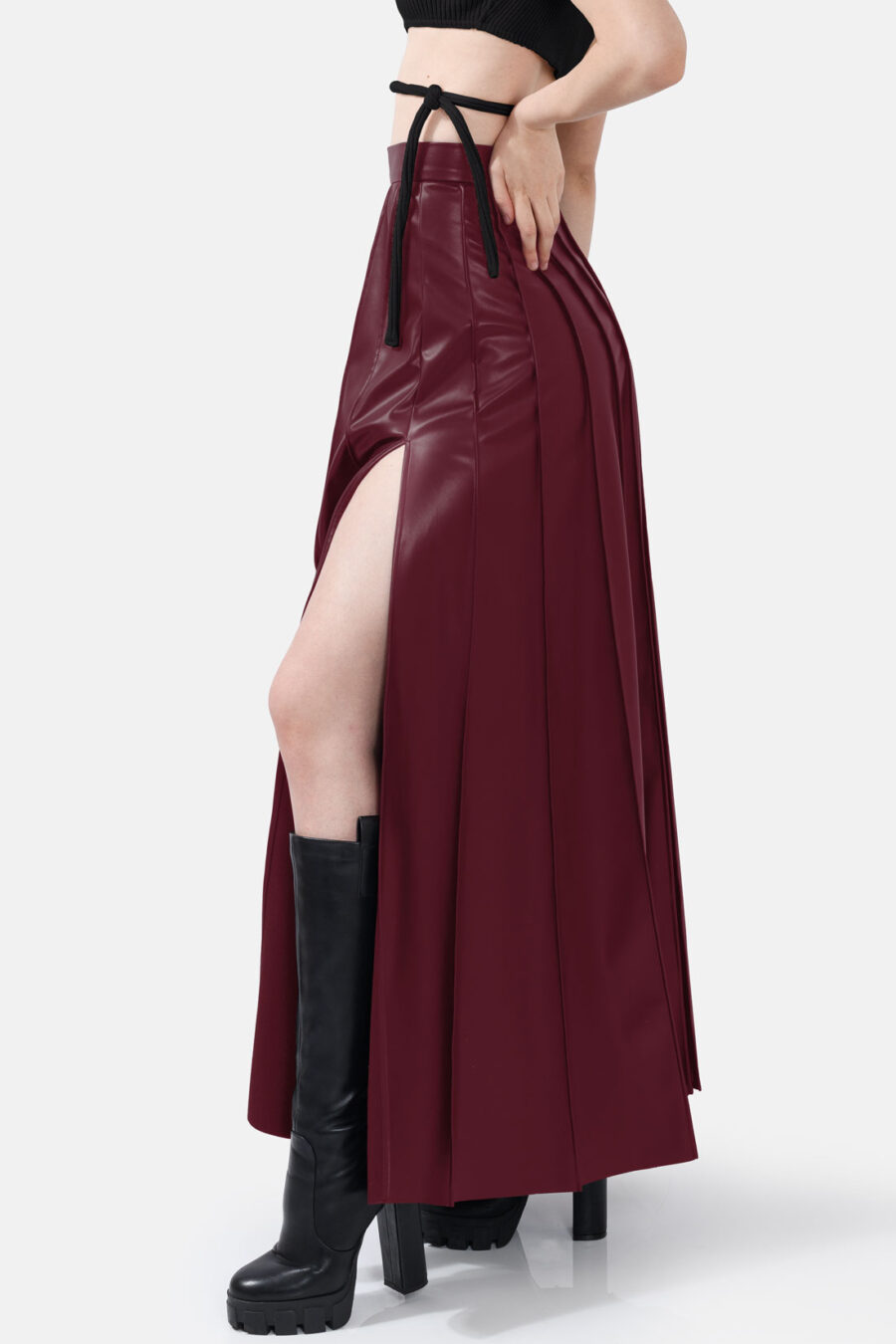 Burgundy Red Pleated Vegan Leather Maxi Skirt Kargede Designer Skirt Side Avila - Solace – Pleated Burgundy Red Vegan Leather Maxi Skirt