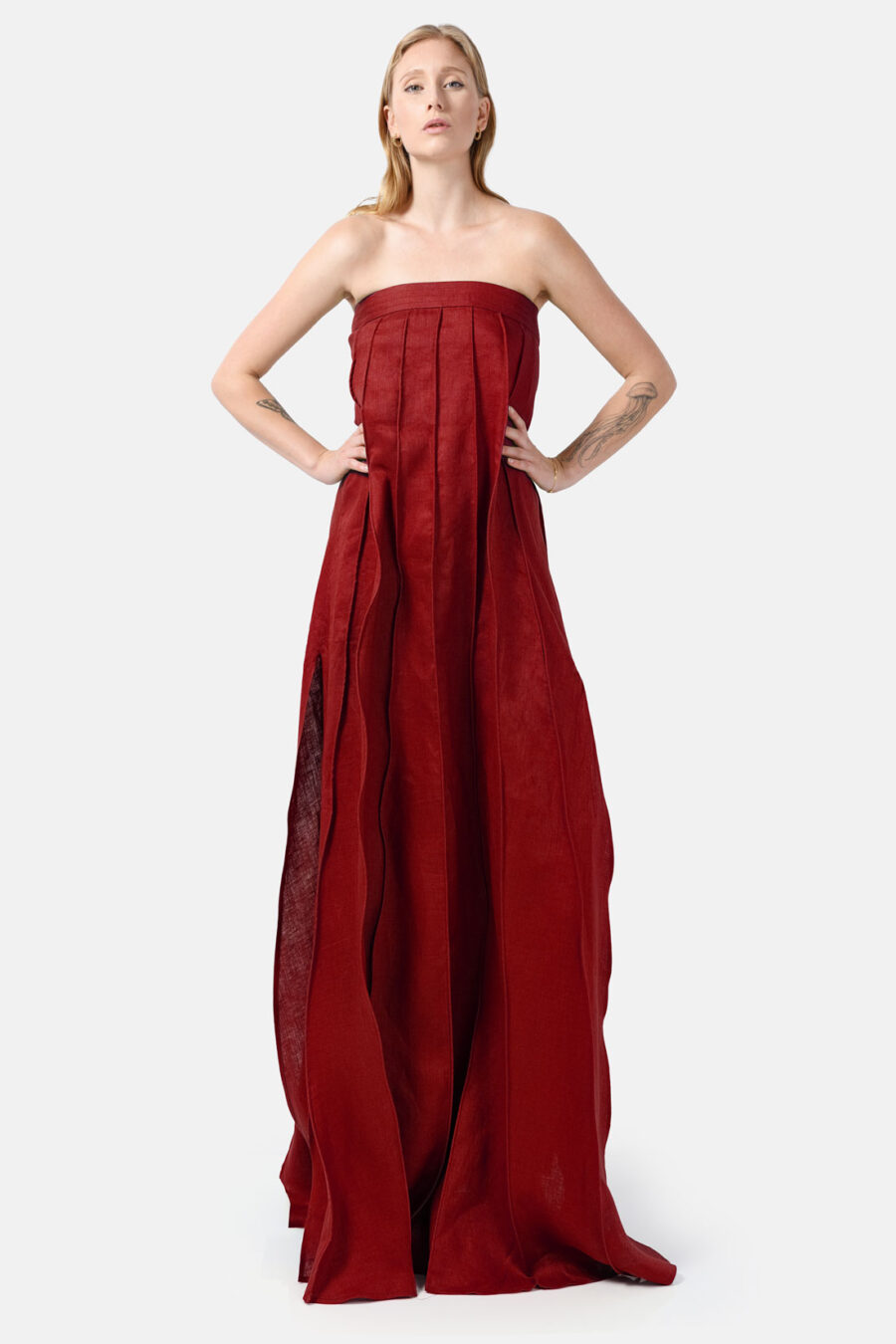 Red Designer Linen Maxi Dress Pleated With Slit Strapless Fit Kargede Front Ruffled Angle Adjust