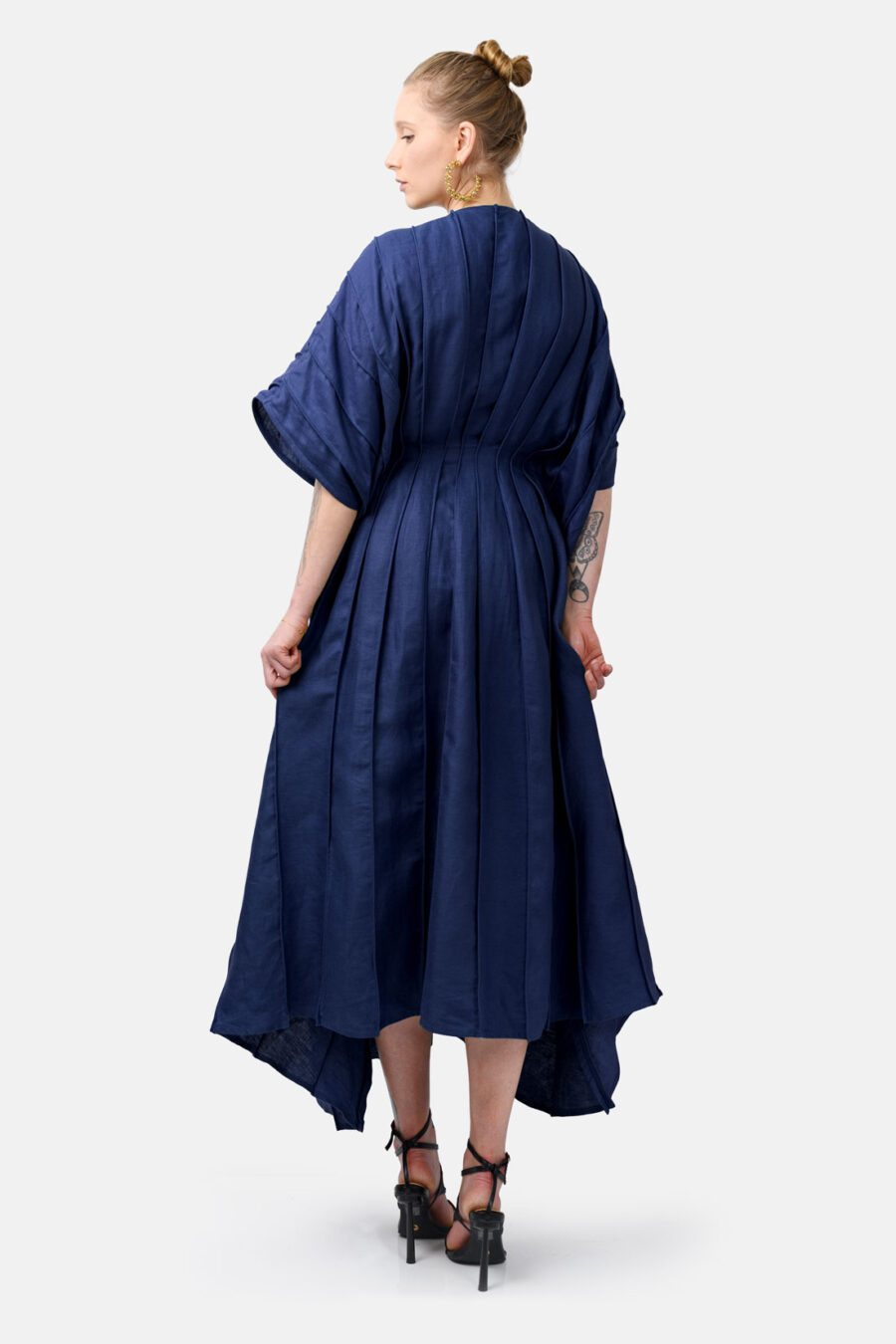Blue Designer Linen Kaftan Dress With Pleated Detail by Kargede Back
